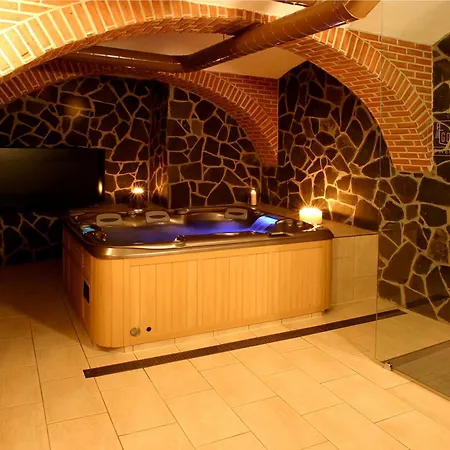 Wellness Gondola