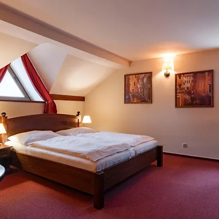 Hotel Hotel Green Gondola 4*