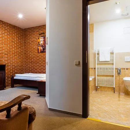 Wellness Gondola Ξενοδοχείο 4*