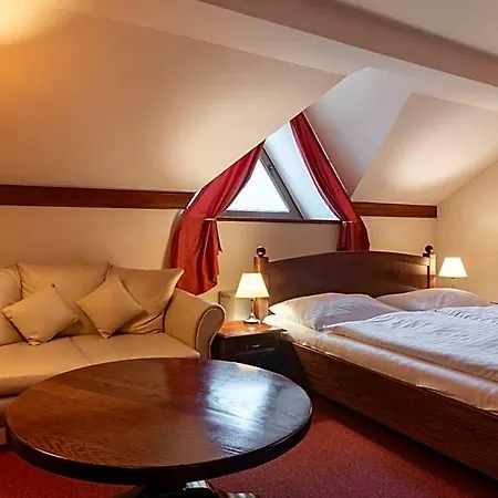 Wellness Gondola Hotel 4*