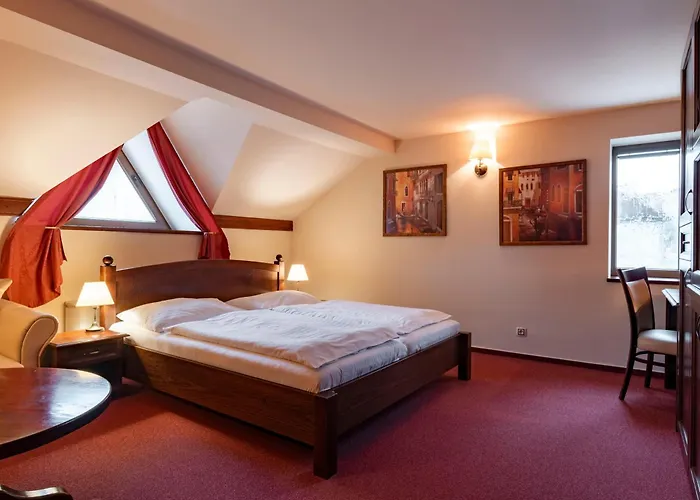 ホテル Wellness Gondola 4*