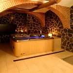 Wellness Gondola