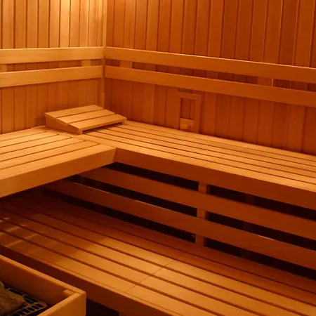 酒店 Wellness Gondola 4*