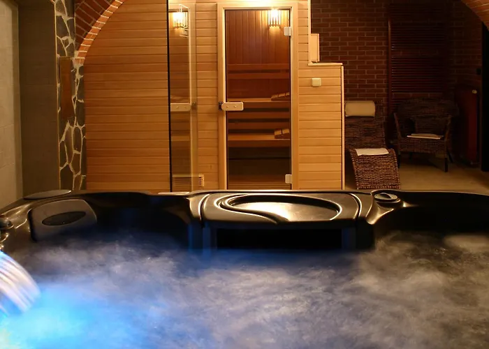 酒店 Wellness Gondola 4*