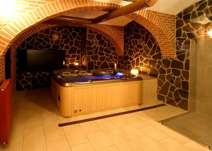 Wellness Gondola